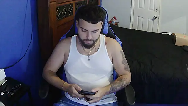 Snapshot of MasterKvn chatting on February 10, 2025, 5:25 am MasterKvn online show from February 10, 2025, 5:25 am