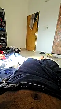 Snapshot of Mallu_ajanraj143 chatting on March 21, 2025, 9:56 am Mallu ajanraj143 online show from March 21, 2025, 9:56 am