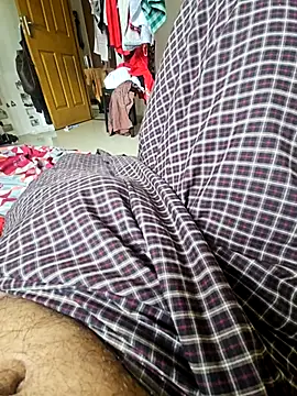 Snapshot of Mallu_ajanraj143 chatting on September 20, 2025, 8:15 am Mallu ajanraj143 online show from September 20, 2025, 8:15 am