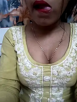 Snapshot of Sania-Love chatting on January 28, 2025, 8:36 pm Sania-Love online show from January 28, 2025, 8:36 pm