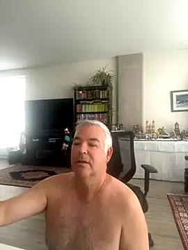 aarosteev2 online show from December 1, 2025, 3:28 pm