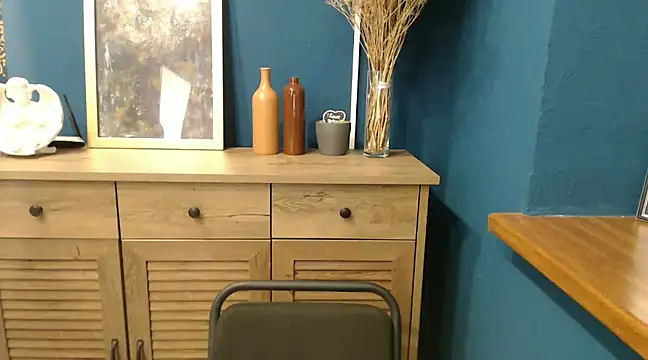 felicity gold online show from January 16, 2025, 7:28 am