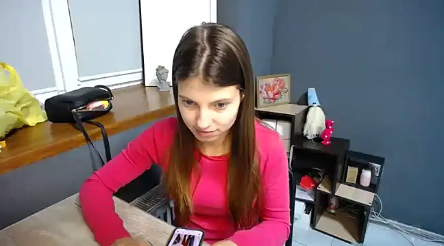 felicity gold online show from February 4, 2025, 10:32 am