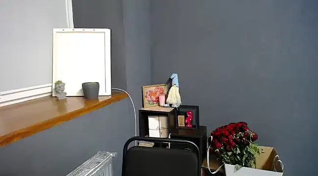 felicity gold online show from February 25, 2025, 7:20 am