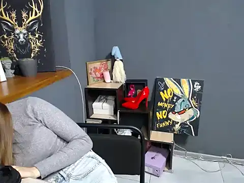 felicity gold online show from October 13, 2025, 6:13 am