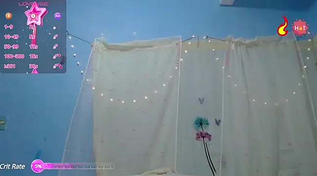 Snapshot of evaluna_horny_ chatting on December 2, 2024, 2:42 am evaluna horny  online show from December 2, 2024, 2:42 am