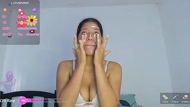 Snapshot of evaluna_horny_ chatting on March 4, 2025, 1:06 pm evaluna horny  online show from March 4, 2025, 1:06 pm