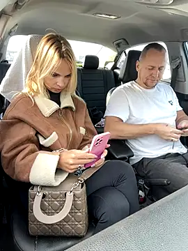 DonorDi online show from December 15, 2025, 11:58 am