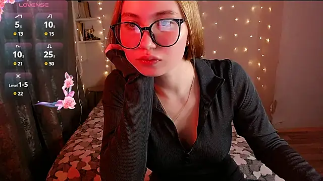 Snapshot of Miya_Mark chatting on January 23, 2025, 4:04 pm Miya Mark online show from January 23, 2025, 4:04 pm