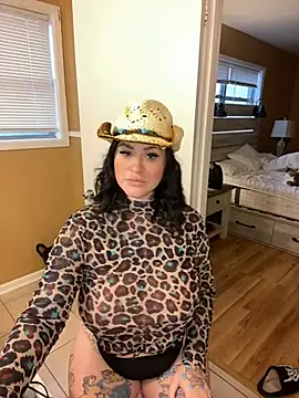 TexasTattooedHouseWife online show from February 21, 2025, 3:43 pm