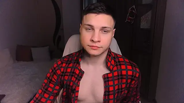 handsome guy01 online show from December 27, 2024, 12:18 am