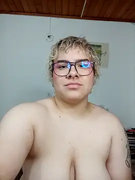 amalia love online show from November 25, 2025, 3:34 pm