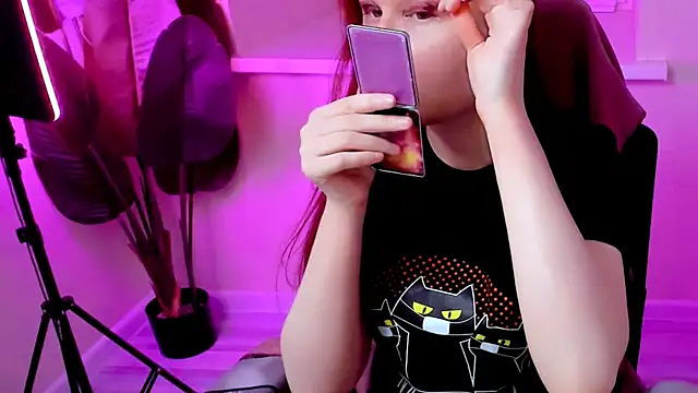 CarolGiggly online show from November 23, 2025, 12:10 am