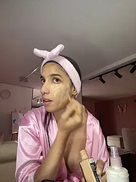 Praga Pink online show from December 11, 2024, 1:37 am