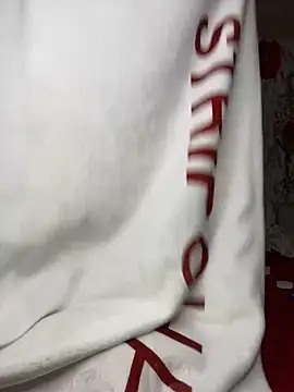 Snapshot of Gerallima_1 chatting on February 15, 2025, 10:00 am Gerallima 1 online show from February 15, 2025, 10:00 am