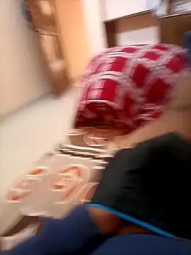 Snapshot of RRahullove69 chatting on November 16, 2025, 4:07 am RRahullove69 online show from November 16, 2025, 4:07 am