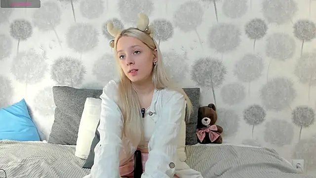 Snapshot of EngelFugler chatting on January 30, 2025, 1:53 pm EngelFugler online show from January 30, 2025, 1:53 pm