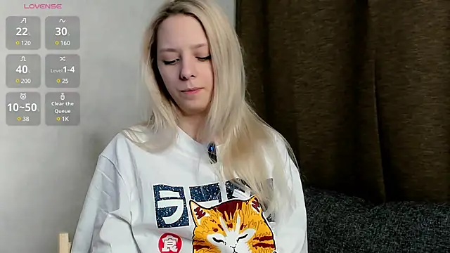 Snapshot of EngelFugler chatting on March 10, 2025, 6:23 pm EngelFugler online show from March 10, 2025, 6:23 pm