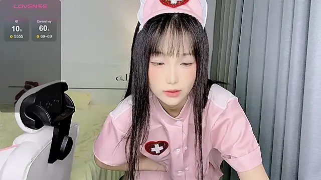 Snapshot of -Wendy__ chatting on December 19, 2024, 6:56 pm -Wendy online show from December 19, 2024, 6:56 pm