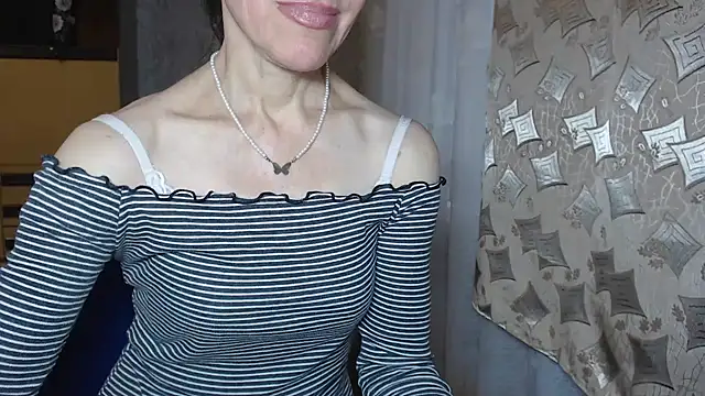 Snapshot of Pepper_mur chatting on November 27, 2025, 6:15 am Pepper mur online show from November 27, 2025, 6:15 am