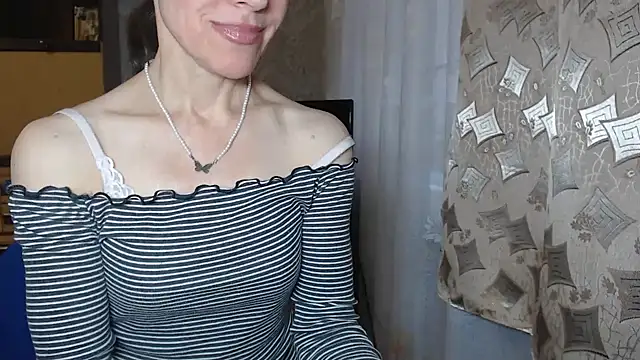 Snapshot of Pepper_mur chatting on December 5, 2025, 6:11 am Pepper mur online show from December 5, 2025, 6:11 am