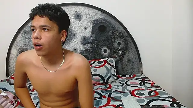 Snapshot of Gary-and-kathy chatting on February 28, 2025, 10:17 pm Gary-and-kathy online show from February 28, 2025, 10:17 pm