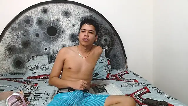 Snapshot of Gary-and-kathy chatting on March 7, 2025, 7:05 pm Gary-and-kathy online show from March 7, 2025, 7:05 pm