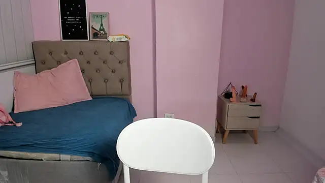 Snapshot of lauren_rios7 chatting on October 9, 2025, 8:29 pm lauren rios7 online show from October 9, 2025, 8:29 pm