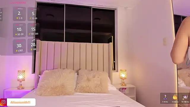 Aliison Smith online show from November 24, 2025, 3:39 am