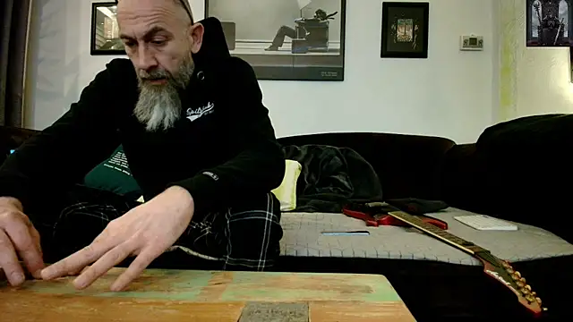 Kingsscepter online show from March 10, 2025, 8:12 pm