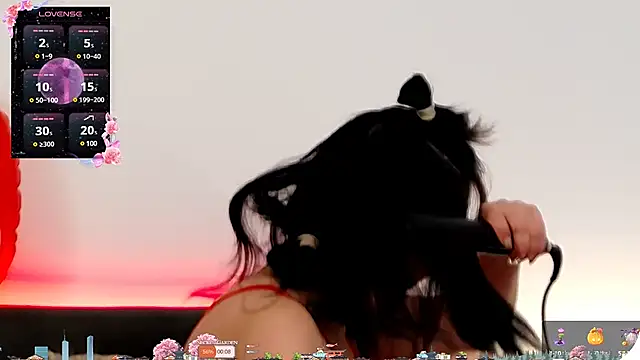 AveryWillow online show from February 14, 2025, 4:20 pm