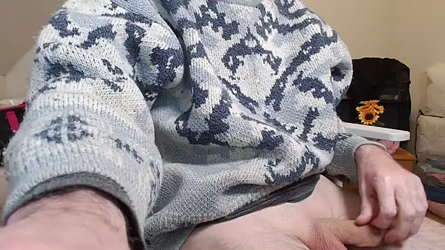 Snapshot of SteveStiffbone chatting on September 22, 2025, 6:43 pm SteveStiffbone online show from September 22, 2025, 6:43 pm