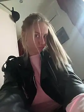 Snapshot of alexa_glory chatting on November 9, 2025, 11:30 am alexa glory online show from November 9, 2025, 11:30 am