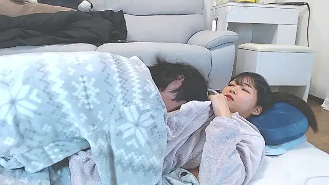 nmnk CH online show from October 24, 2025, 12:30 am