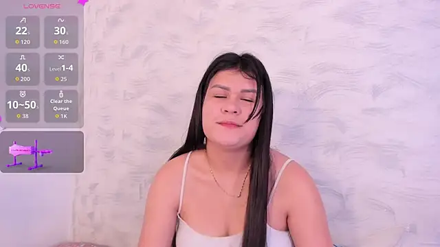 Elalove  online show from October 30, 2025, 8:27 am