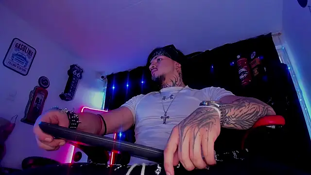 the beast master  online show from November 21, 2025, 10:19 pm