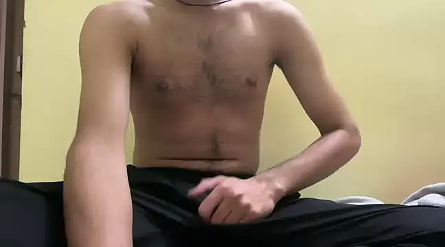 Snapshot of rahul_4u chatting on December 24, 2024, 7:55 pm rahul 4u online show from December 24, 2024, 7:55 pm