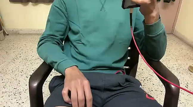 Snapshot of rahul_4u chatting on February 8, 2025, 3:42 pm rahul 4u online show from February 8, 2025, 3:42 pm