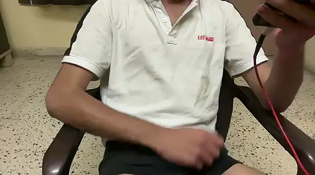 Snapshot of rahul_4u chatting on March 16, 2025, 6:55 pm rahul 4u online show from March 16, 2025, 6:55 pm