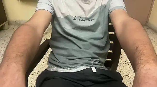 Snapshot of rahul_4u chatting on March 21, 2025, 3:57 pm rahul 4u online show from March 21, 2025, 3:57 pm