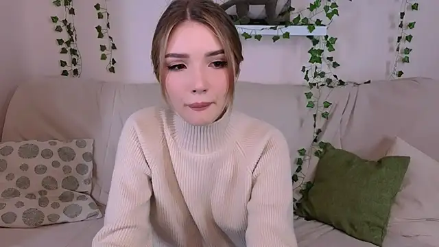Snapshot of EmmaKeam chatting on October 2, 2025, 5:25 am EmmaKeam online show from October 2, 2025, 5:25 am
