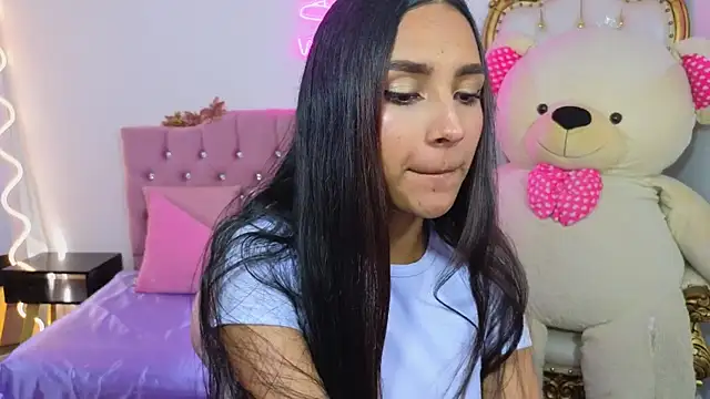 Jazmin tay online show from January 25, 2025, 7:28 pm