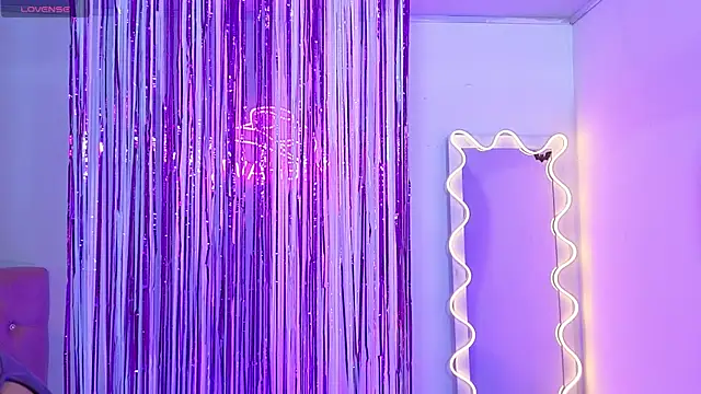 Jazmin tay online show from November 27, 2025, 7:16 pm