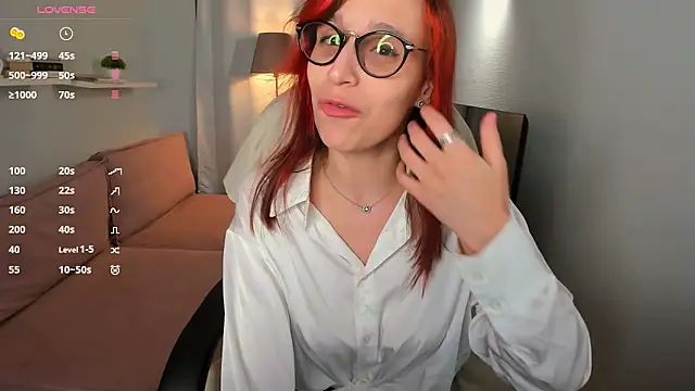 Dora Marcelli online show from October 11, 2025, 6:56 am