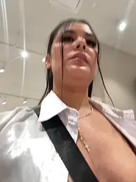 Snapshot of LexyRobert chatting on February 26, 2025, 7:05 pm LexyRobert online show from February 26, 2025, 7:05 pm