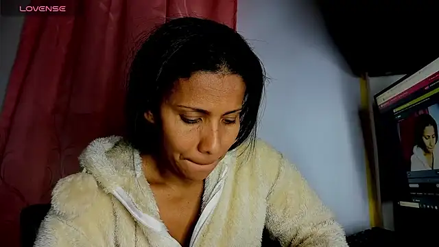 Snapshot of Nenita_Hot_ chatting on September 10, 2025, 3:39 am Nenita Hot online show from September 10, 2025, 3:39 am