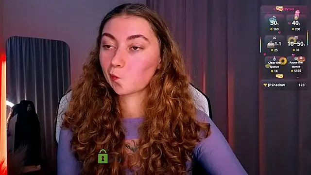 lady curls online show from October 22, 2025, 9:47 pm