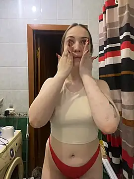 Snapshot of Emily_the_temptress_ chatting on December 21, 2024, 5:14 am Emily the temptress online show from December 21, 2024, 5:14 am