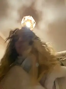 Snapshot of Emily_the_temptress_ chatting on March 13, 2025, 5:18 pm Emily the temptress online show from March 13, 2025, 5:18 pm