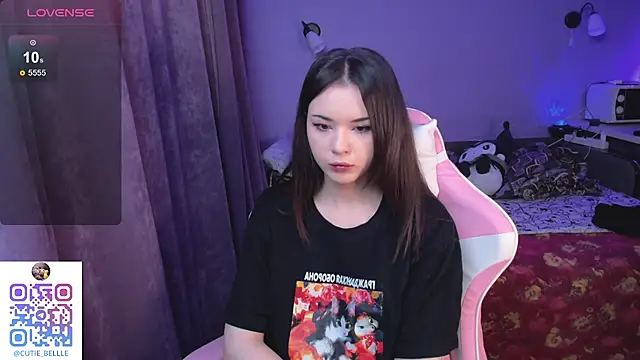 Snapshot of young_belle_ chatting on February 11, 2025, 5:37 am young belle online show from February 11, 2025, 5:37 am